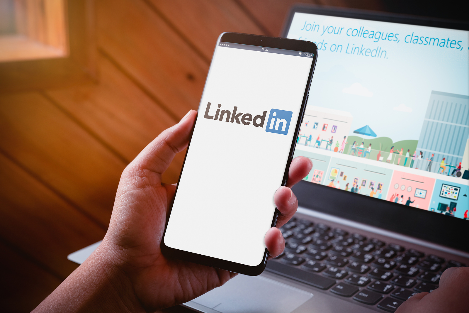 How Manufacturers Can Target Their Audience on LinkedIn